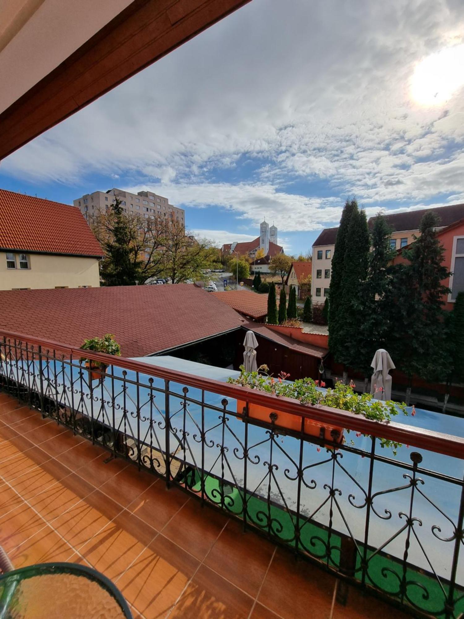 Pensiunea Korona And Restaurant Miercurea Ciuc Exterior foto
